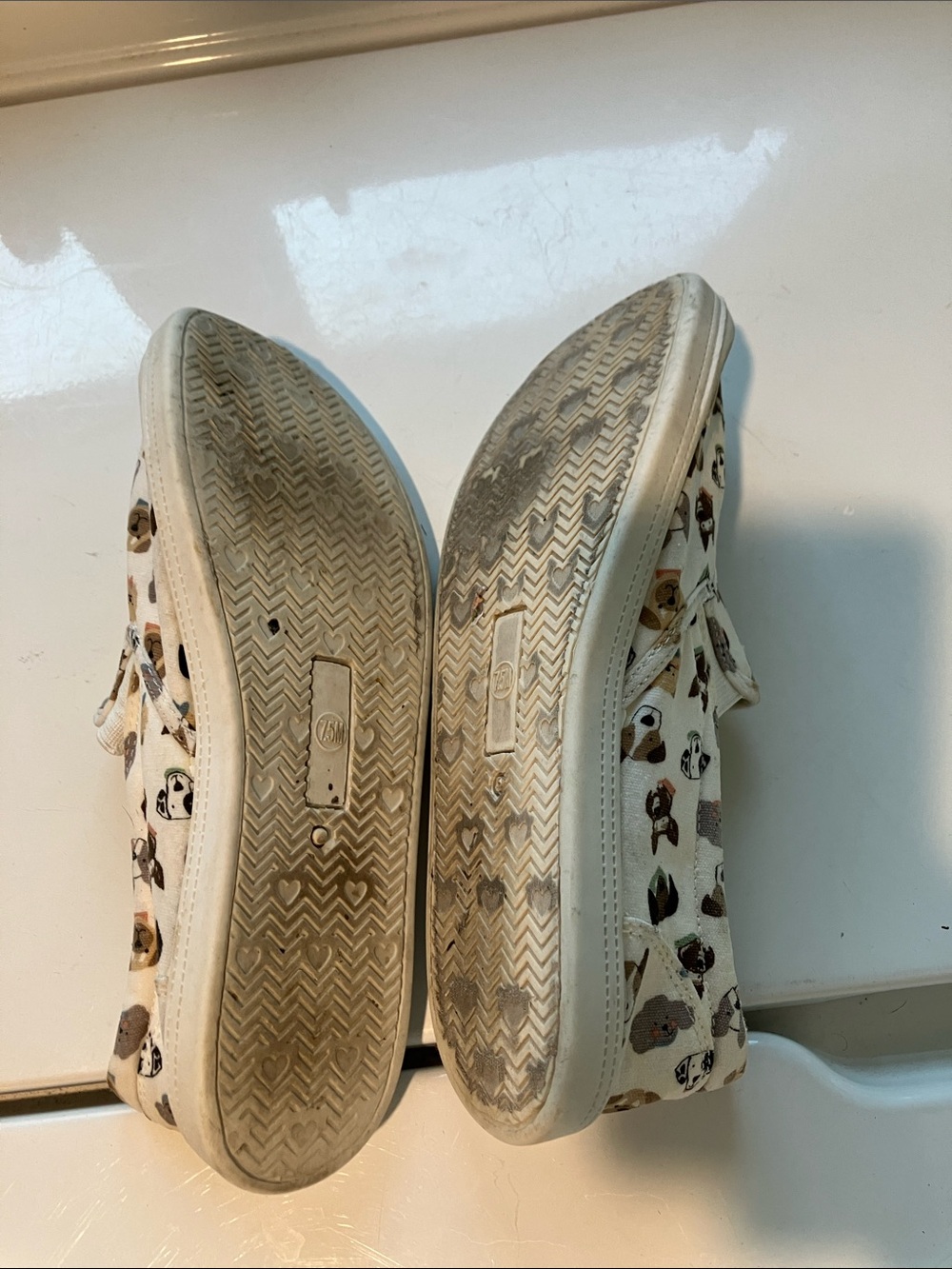 Puppy dog slip on shoes women’s7.5 white brown humane society ASPCA - Picture 7 of 10